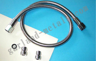 Alt:flexible retractable faucet hose